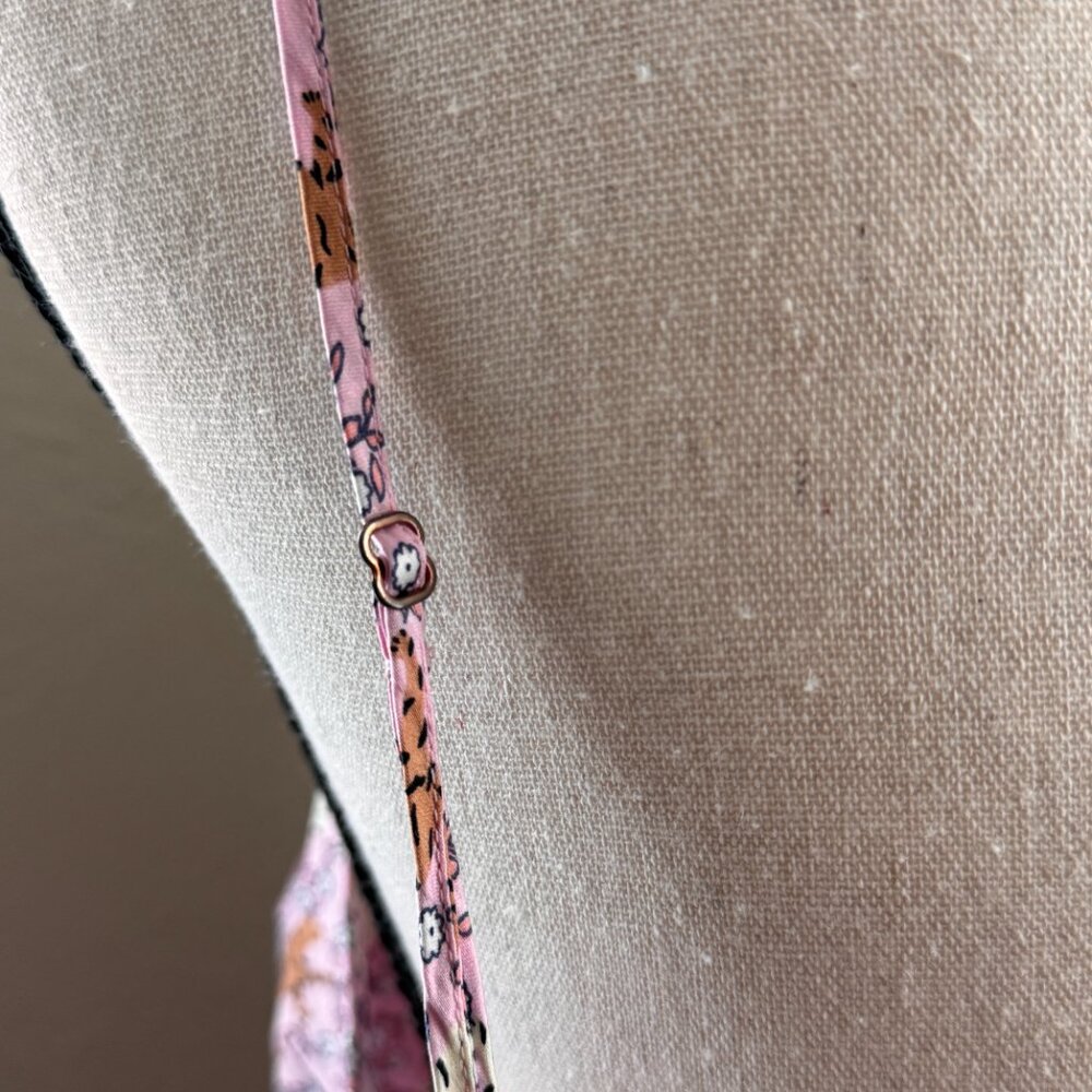 Victoria’s Secret Pink Leopard Floral Satin Pajama Set – Mixed Sizes (Top L, Bot - Picture 8 of 13